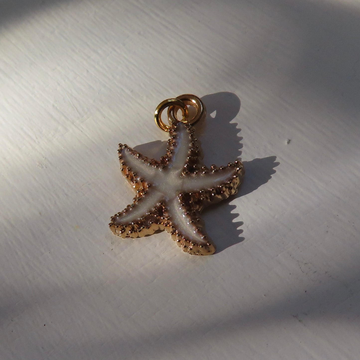 Bedel | emaille zeester 18x15 mm