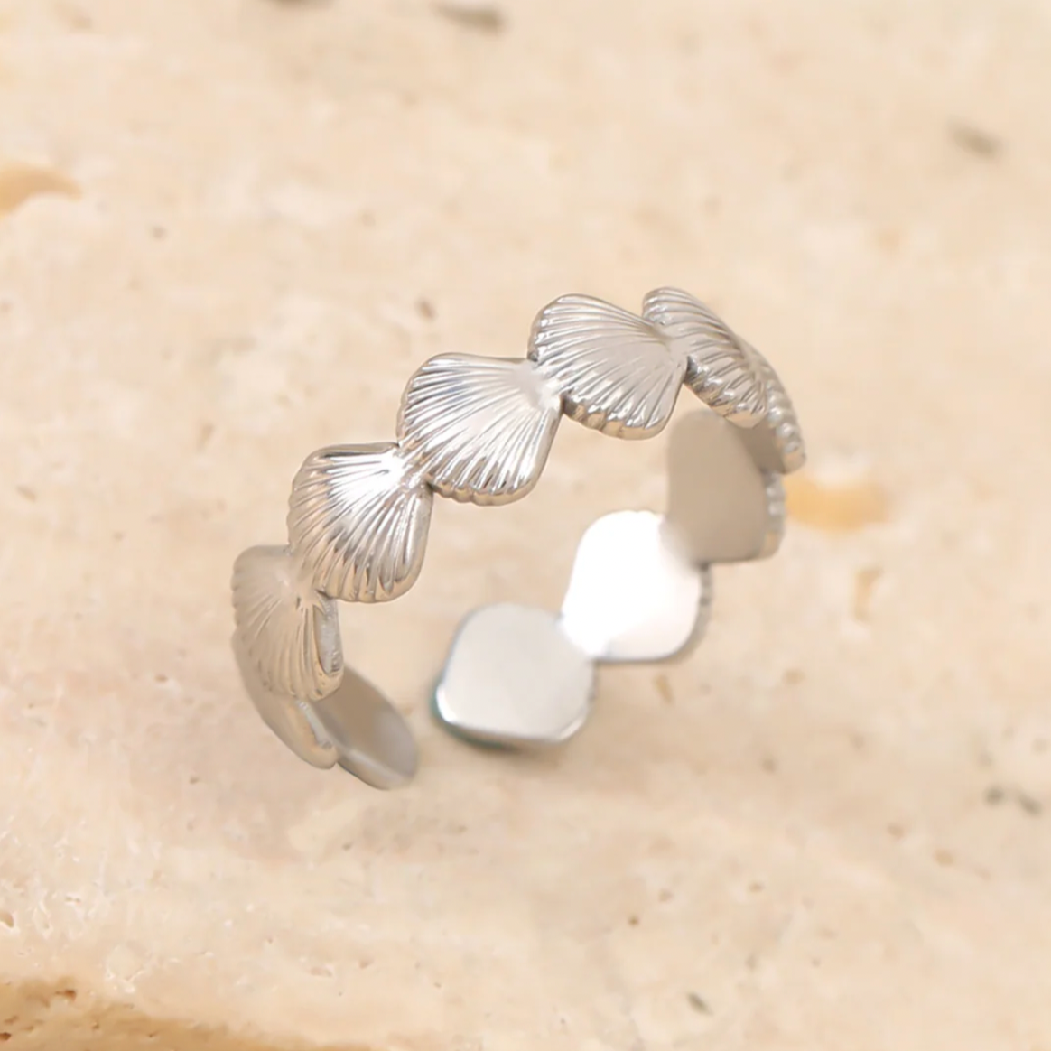 Ring | BEACH
