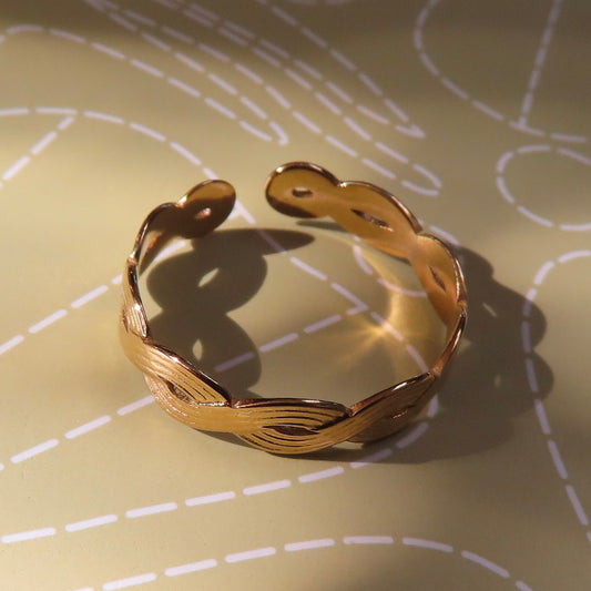 Ring | River