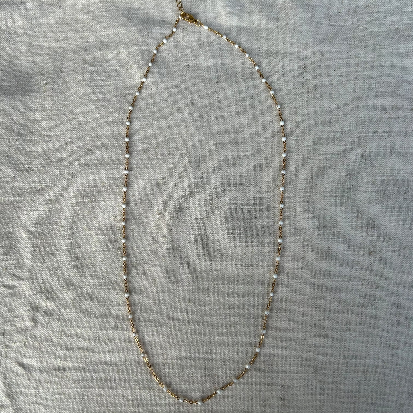 Ketting | White dots