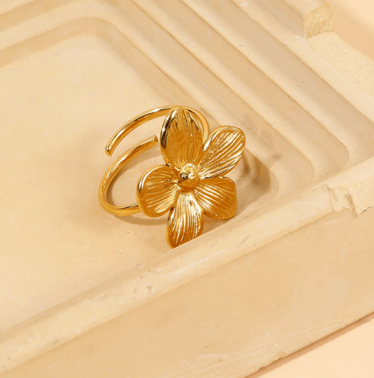 Ring | Noor
